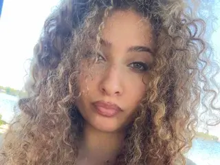 LuluToofire  live sex cam