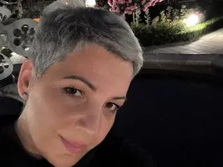 Kriszy  live sex cam