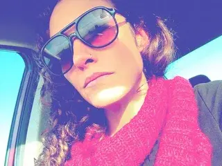 Petitemarieethareal  live sex cam