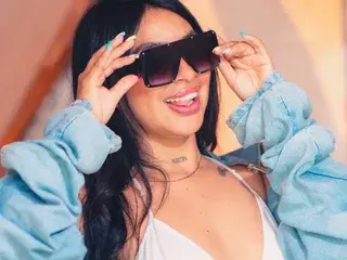 Hot_Latinaa  live sex cam