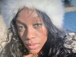 NatalieGainer  live sex cam