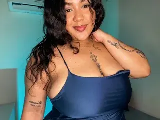 BettyBoobK  live sex cam