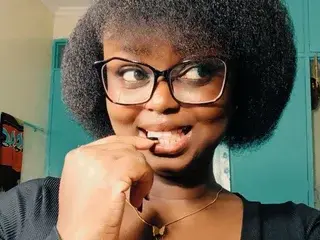 PrettyDoll22  live sex cam