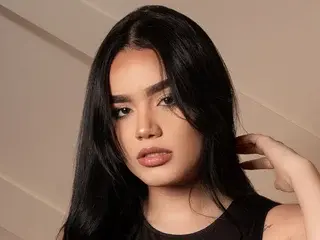 HannaValencia  live sex cam