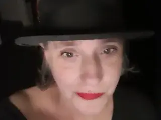 MistressJulia  live sex cam