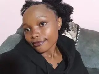 Pearl_16  live sex cam