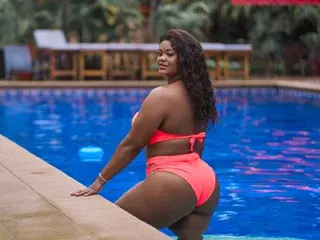 LauraSaenzz  live sex cam