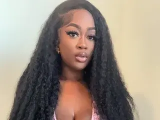 RawHoneyTrap  live sex cam
