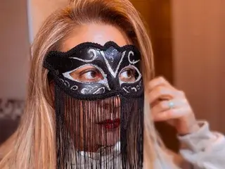 Sandy88  live sex cam