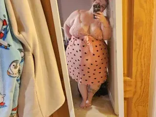 BBWgoddess34  live sex cam