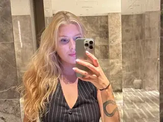 JadeCollucci  live sex cam