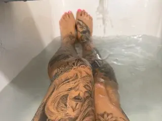 TattooBabeHarleyX  live sex cam
