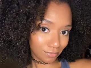 Bunnyytharider  live sex cam