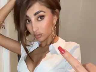 RubyRaq  live sex cam
