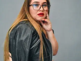 DanielaSantamaria  live sex cam