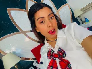 YaislinLing  live sex cam