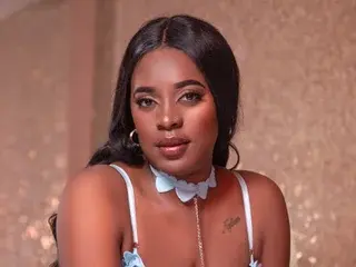 AlessiaHanks  live sex cam