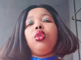 SexyChubbyxx29  live sex cam