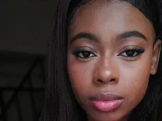 AmaraBennett  live sex cam
