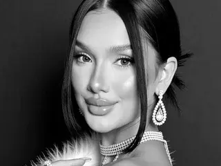 Lotie_Cox  live sex cam