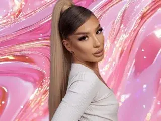 Quin_Ivy  live sex cam