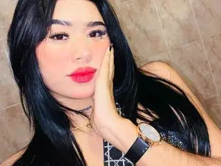 Adalis_ggh  live sex cam