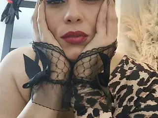 LizaRussell  live sex cam