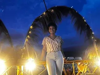 AvaJones39  live sex cam