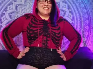 CuddlyLittleDemon  live sex cam
