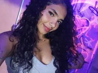 ScarlettPearls  live sex cam