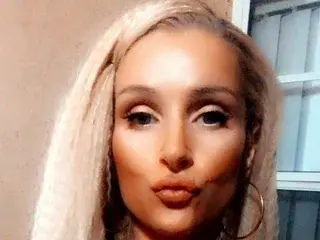 BuffyNoel  live sex cam