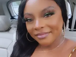 CoCoLeveau410  live sex cam