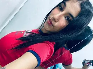 EmmaJohnson19  live sex cam