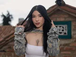 Imnikaa  live sex cam