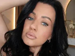 Babybelinda  live sex cam