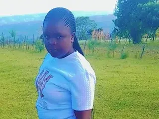 Quexy34  live sex cam