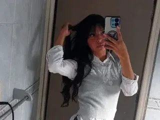 MylaStarr  live sex cam