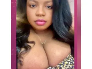 TiffaniLoveLive  live sex cam