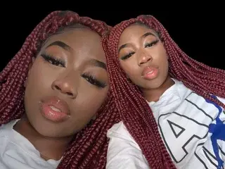 EmaaaBrown  live sex cam