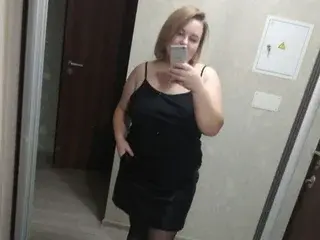 MalinaYummy  live sex cam