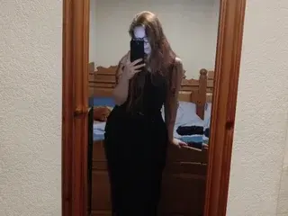 CharlieBaby25  live sex cam