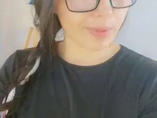 Usweetdream  live sex cam