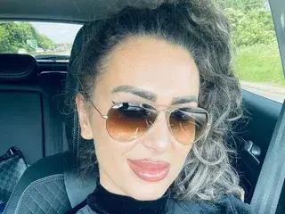 AmiRides  live sex cam