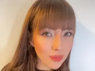 Hanah_owens  live sex cam