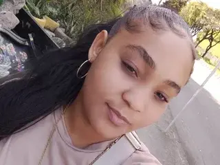 Juliette_606  live sex cam