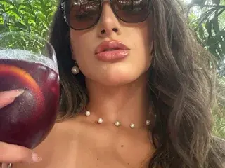 EvaSalvatore  live sex cam