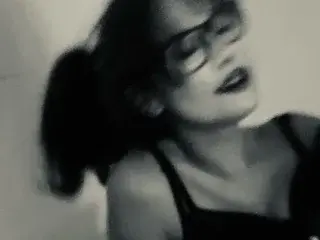 VkittyXX  live sex cam