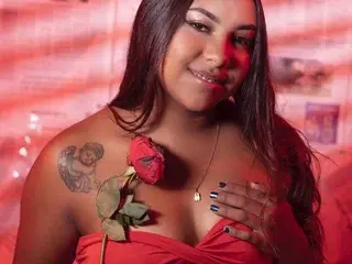 PaulinaSwam  live sex cam
