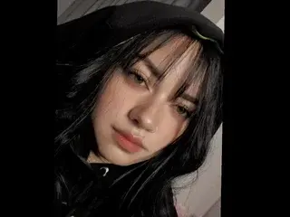 Kitthy50  live sex cam