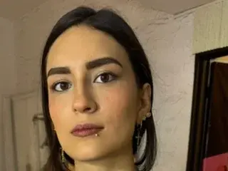 MariAndyuli  live sex cam